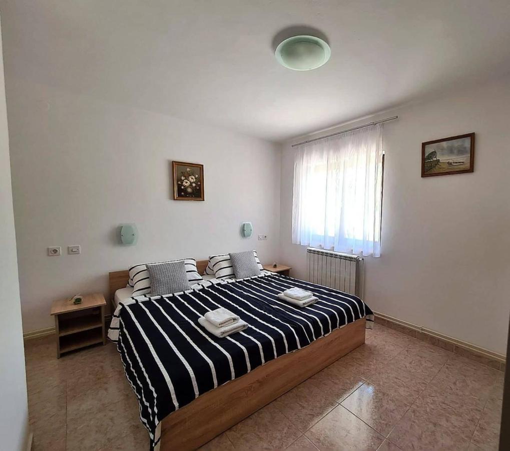 Apartments Ana ميدولين المظهر الخارجي الصورة
