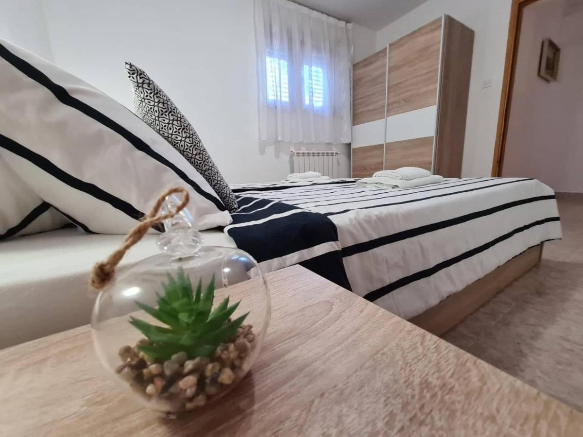 Apartments Ana ميدولين المظهر الخارجي الصورة