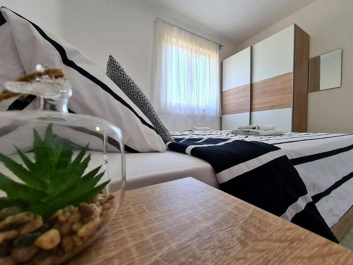 Apartments Ana ميدولين المظهر الخارجي الصورة