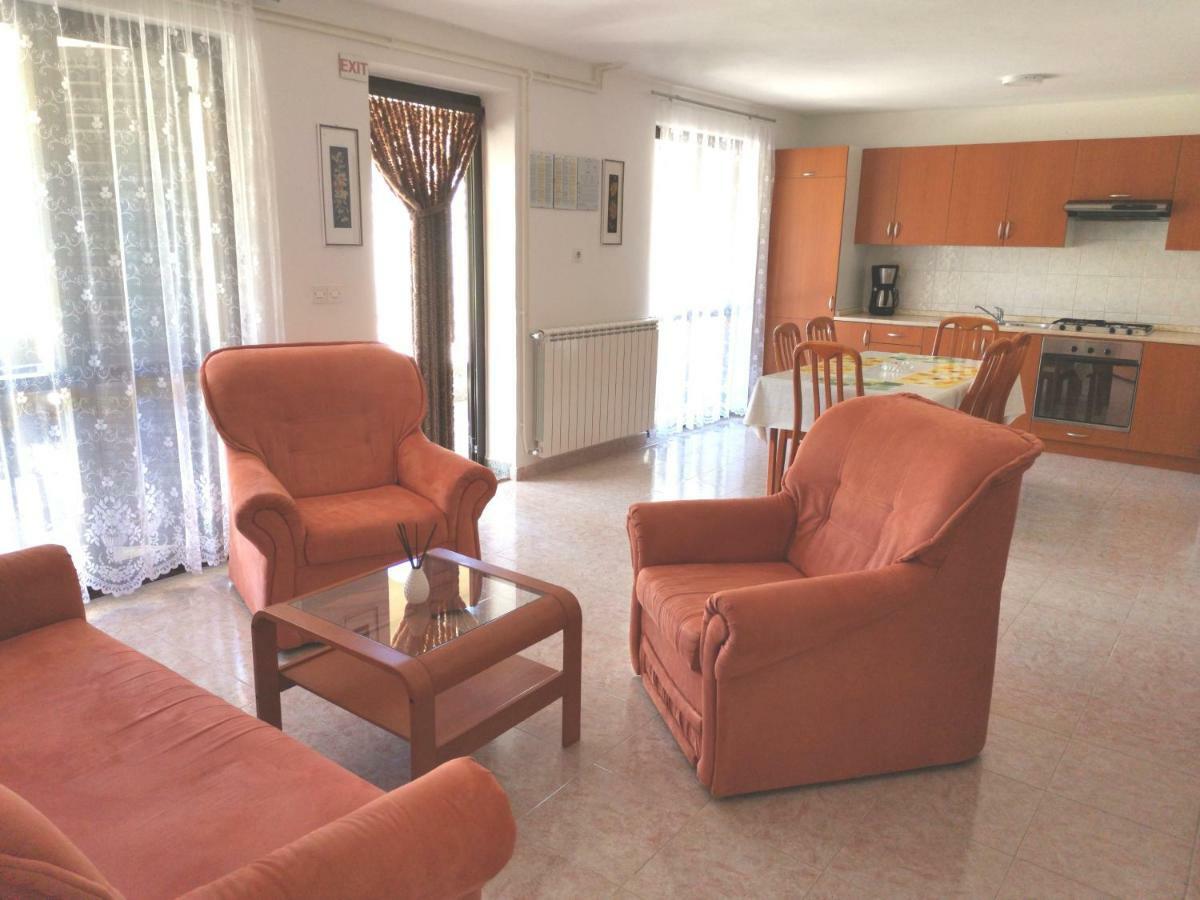 Apartments Ana ميدولين المظهر الخارجي الصورة